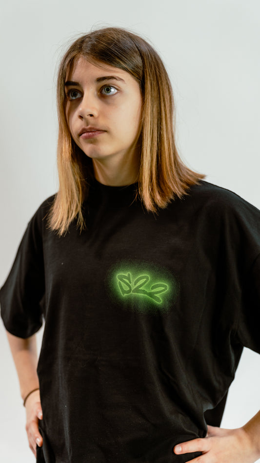 T-shirt unisexe « over size » Black and green