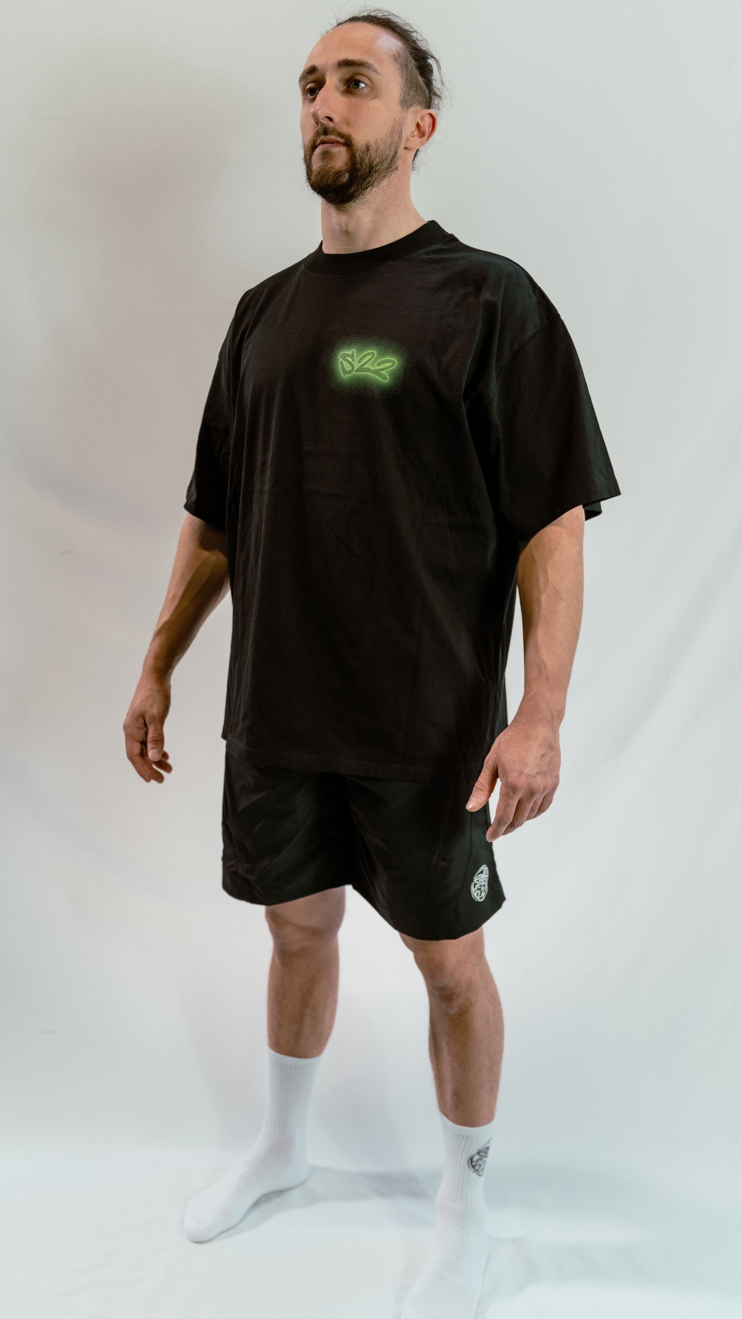 T-shirt unisexe « over size » Black and green
