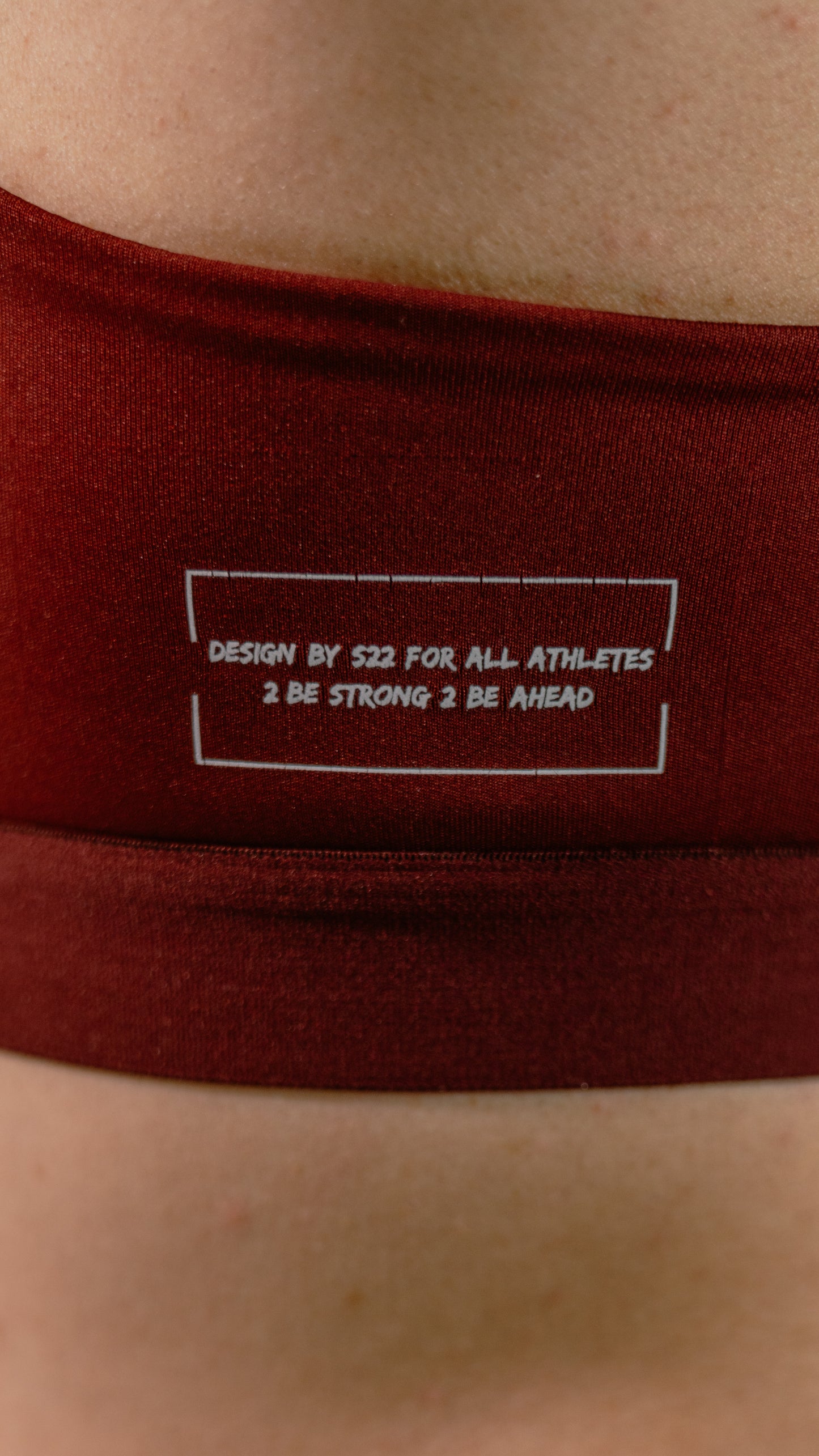 Brassière Femme, Lie de vin